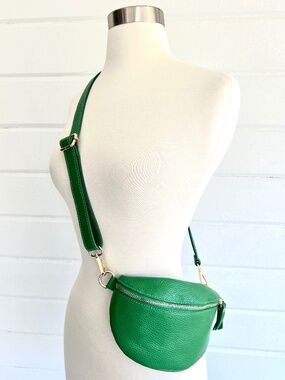 DEBBIE KATZ  Shelly Leather Cross Body Sling in Green